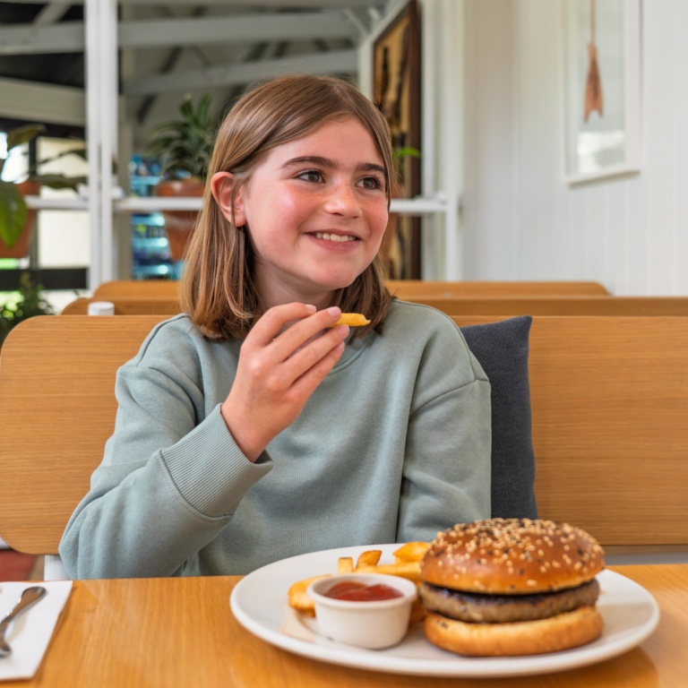 Kids Stay & Eat Free