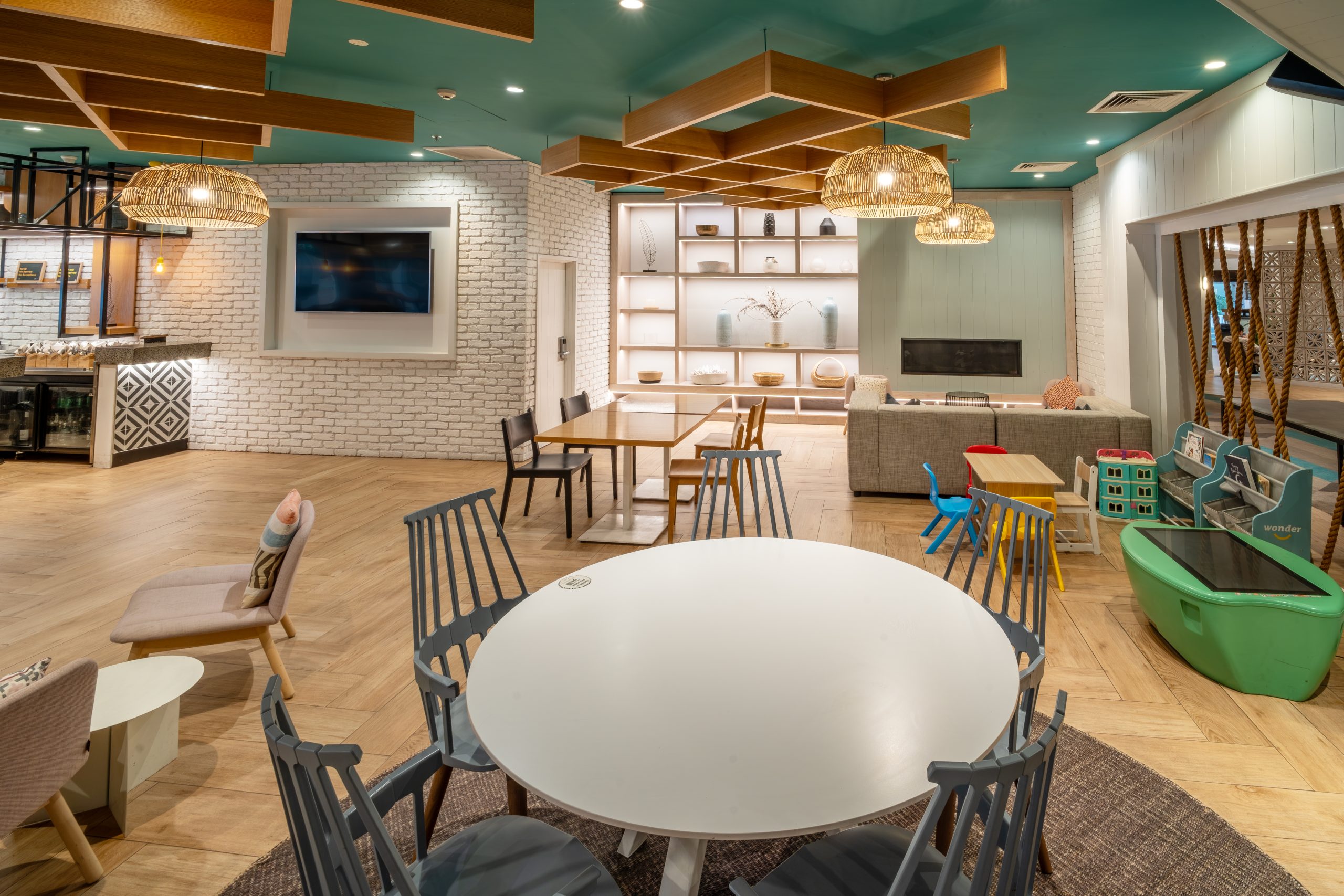 Dining at Rumpus