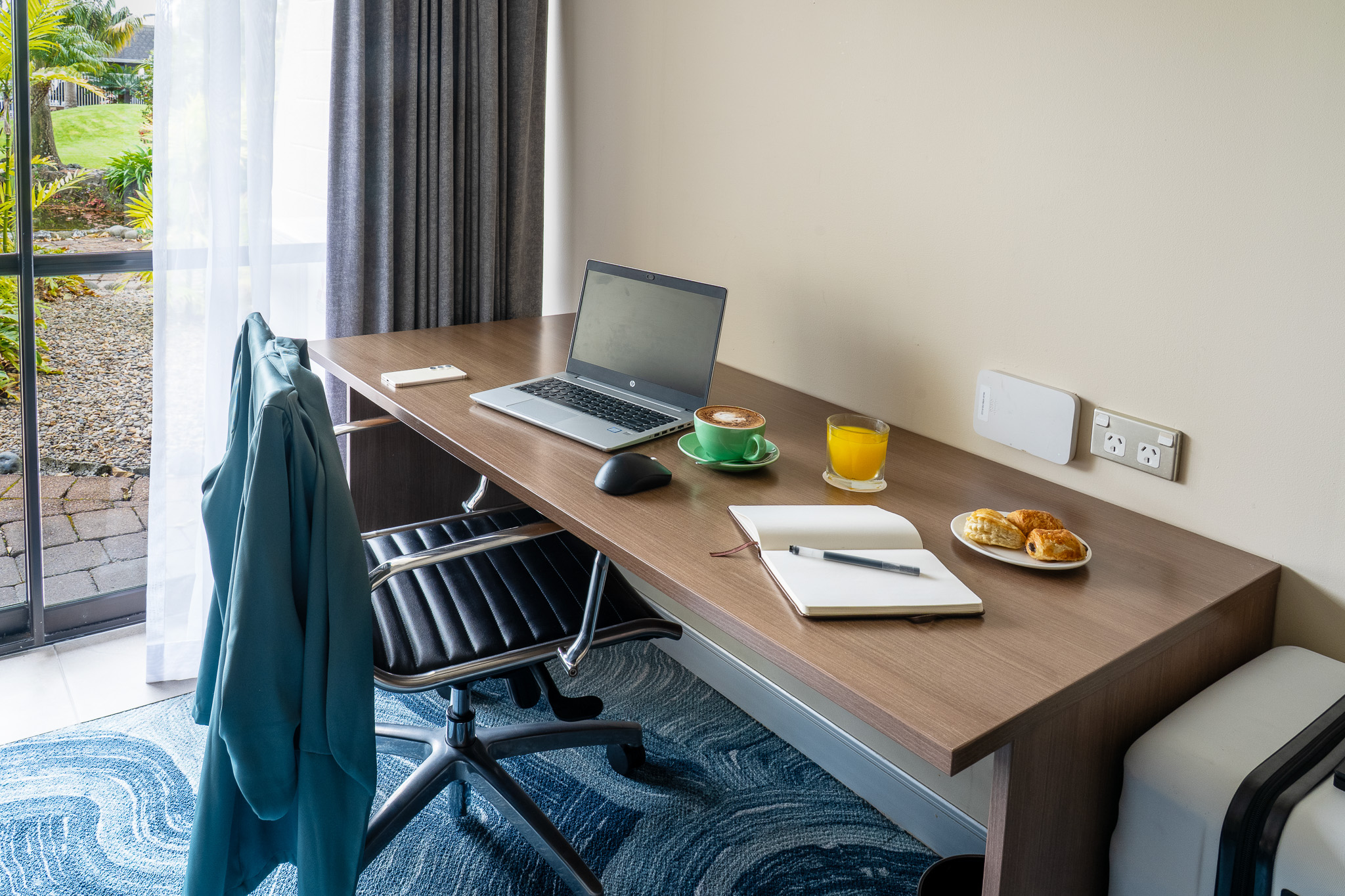 Work Desk